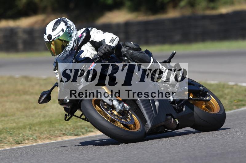 Archiv-2022/50 09.08.2022 MSS und TÖFF Track Day ADR/Gruppe rot/unklar
